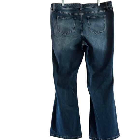 Torrid luxe slim boot jeans dark wash denim flare mid rise plus size 20R - Picture 11 of 12